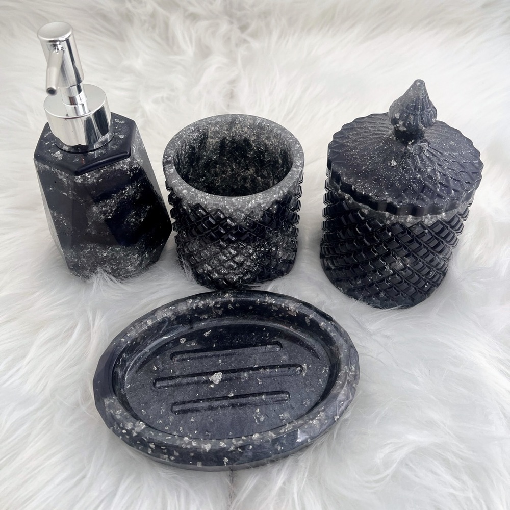 Elegant Intense blue Marble Bath Set